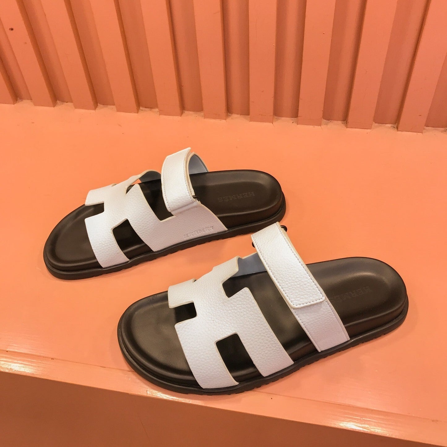 High-Quality Upper W105 H Premium Shoes