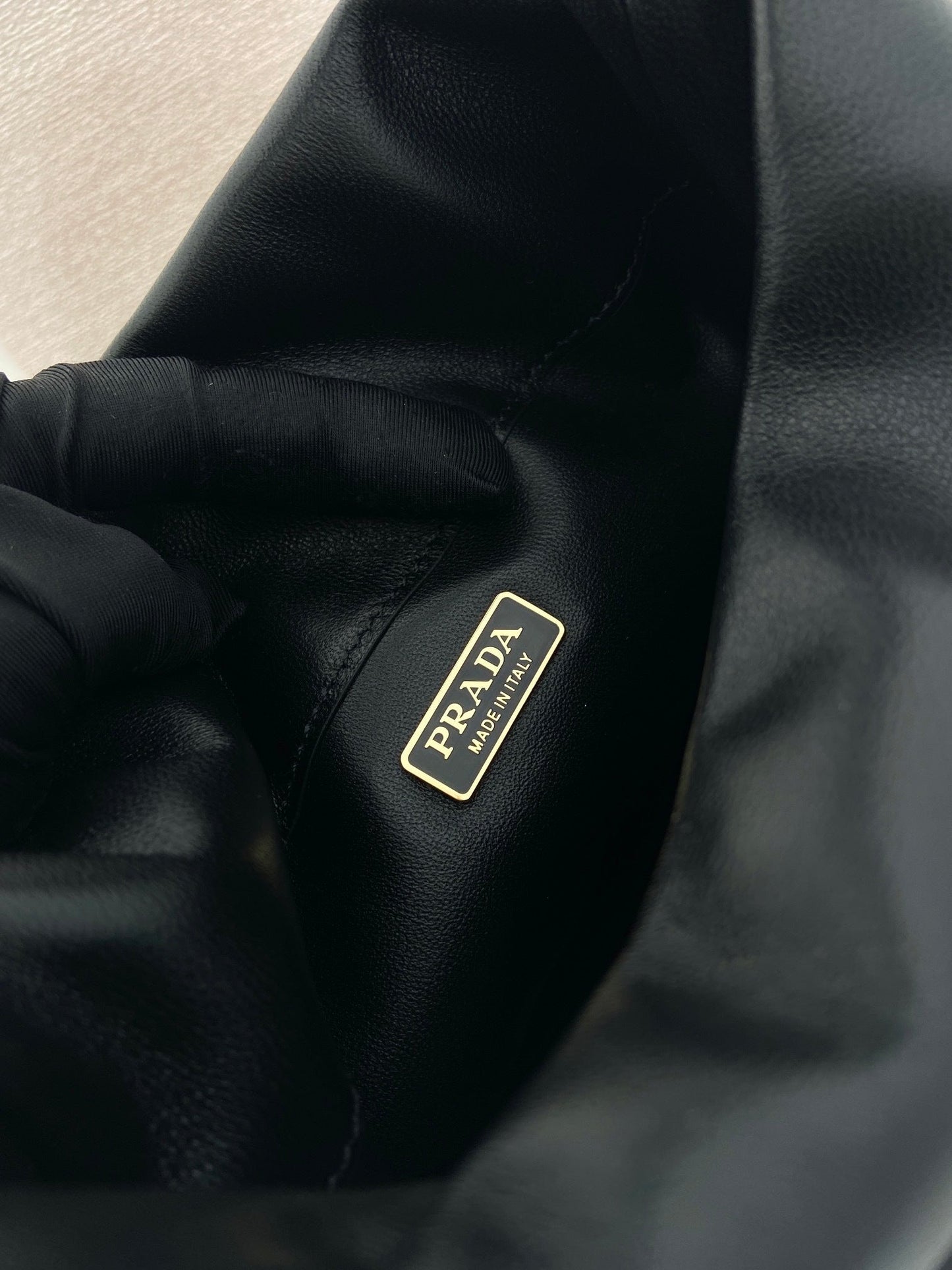 pra Petit Sac Noir Nappa Leather Mini Bucket Bag