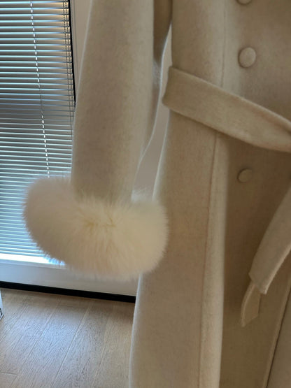 DIO Elegant Cashmere Wool Coat with Fox Fur Trim