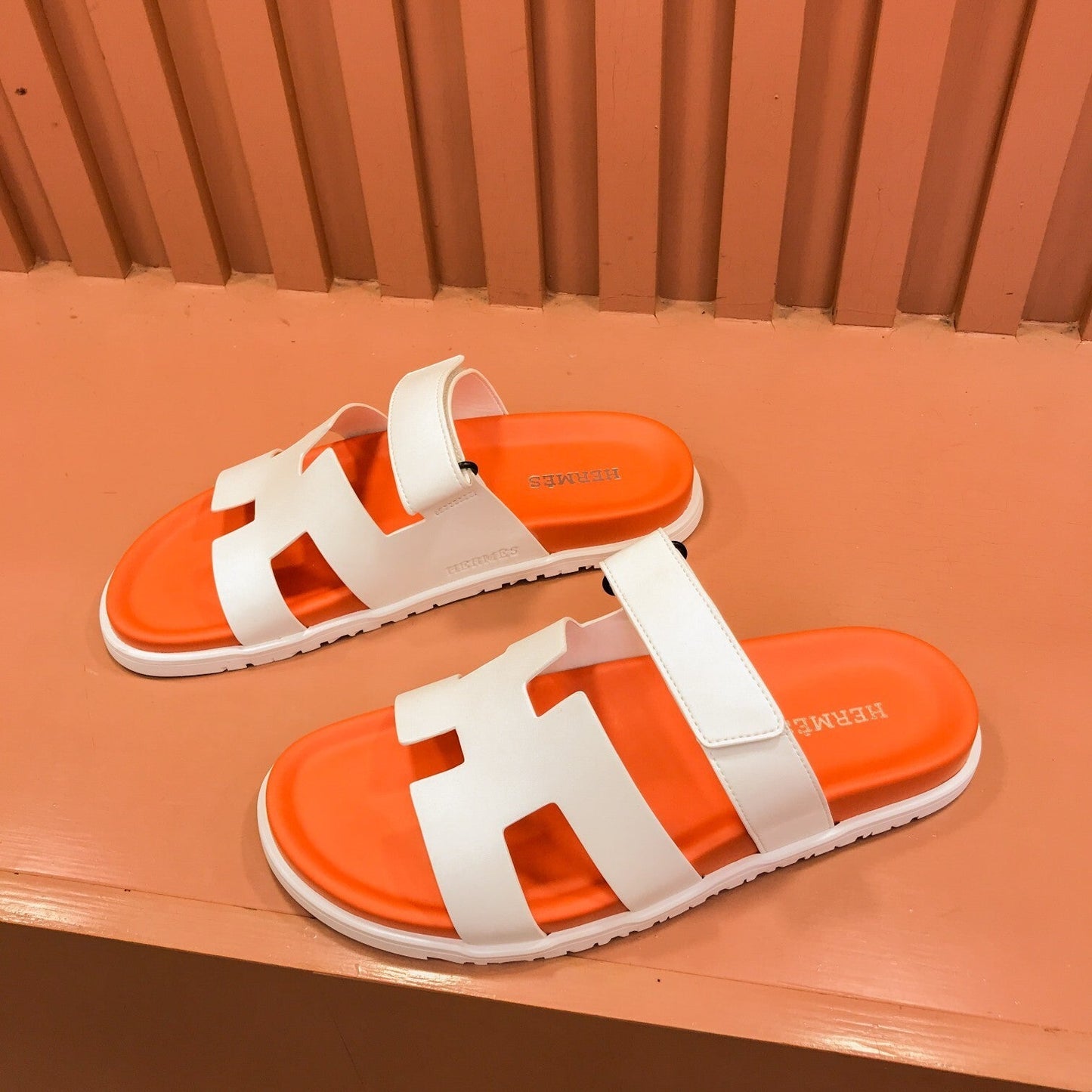 High-Quality Upper W105 H Premium Shoes