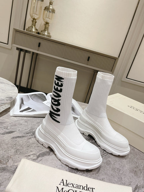 MQ Graffiti Tread Slick Boots