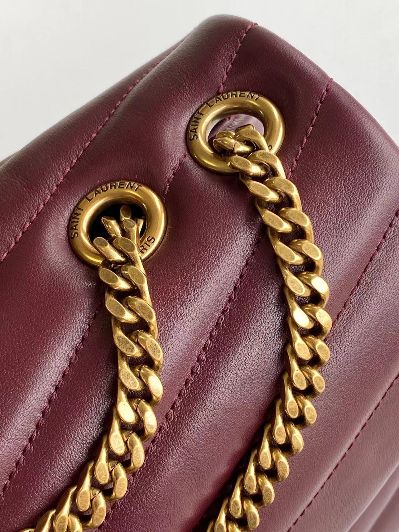 Loulou Medium Leather Bag