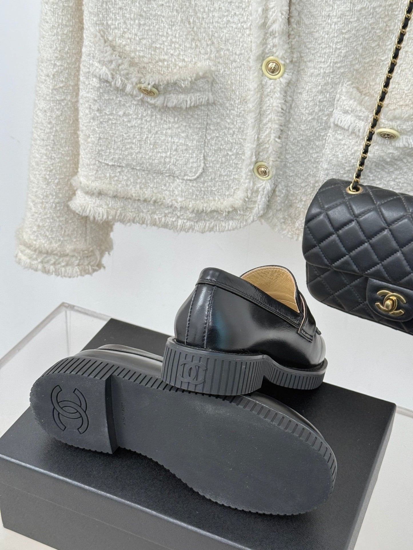 CHNL Classic Color-Blocked Double C Loafers