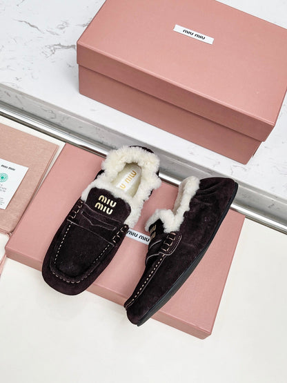 MiuMi Autumn/Winter New Slip-on Loafers