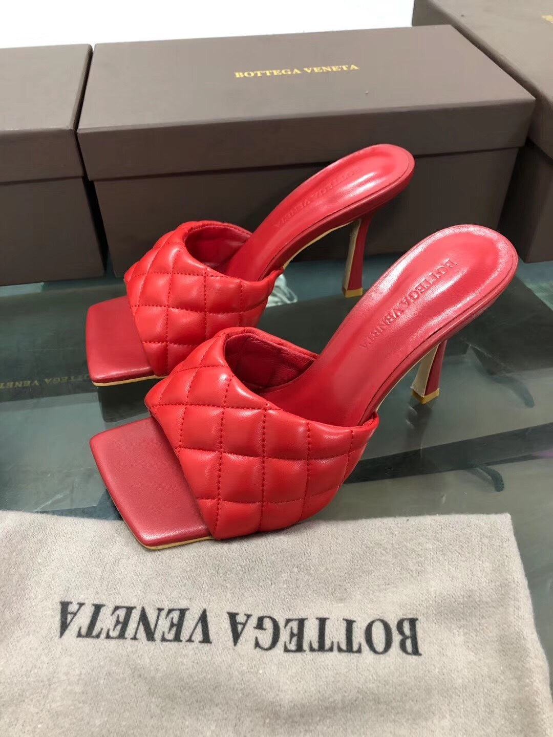 BV Women’s 2020 Spring Embroidered Sheepskin High-Heeled Slippers