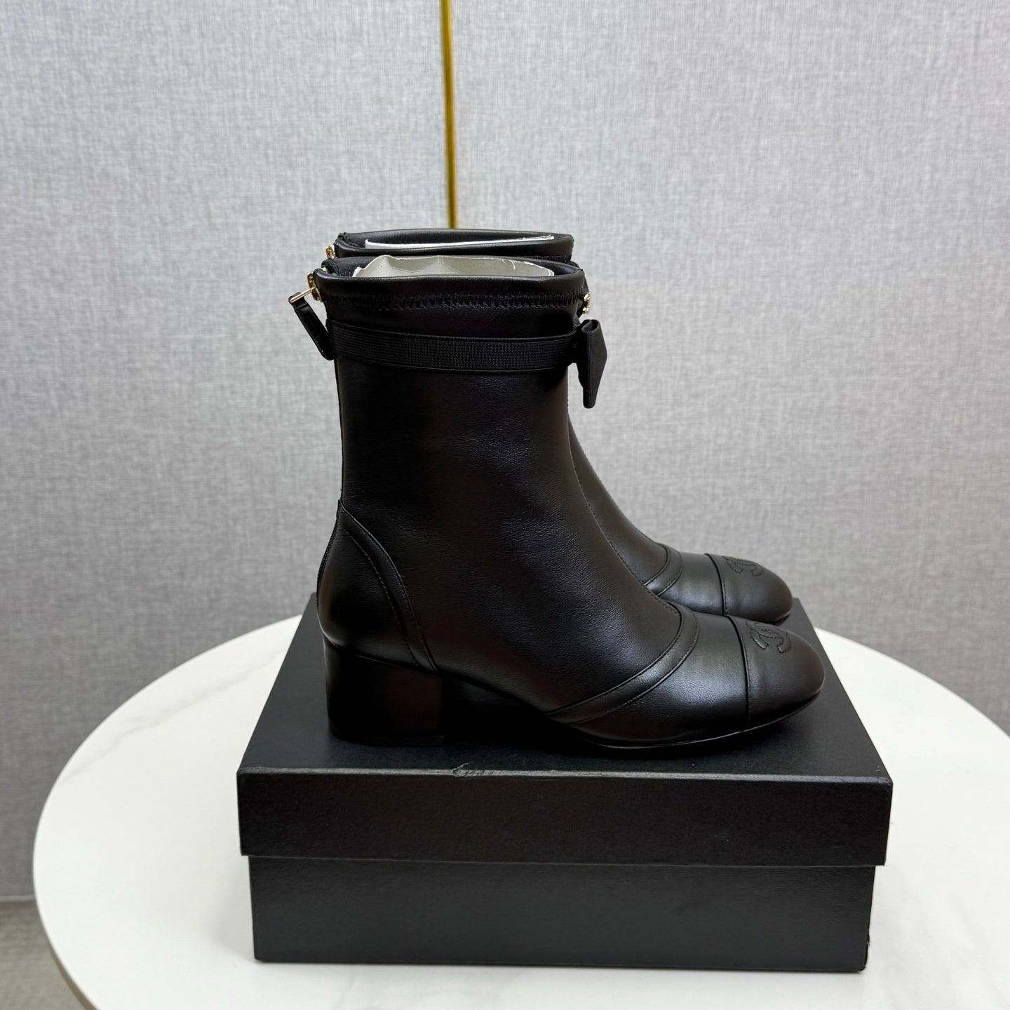 CHEL 2025 Sheepskin Crystal-Lined Boots