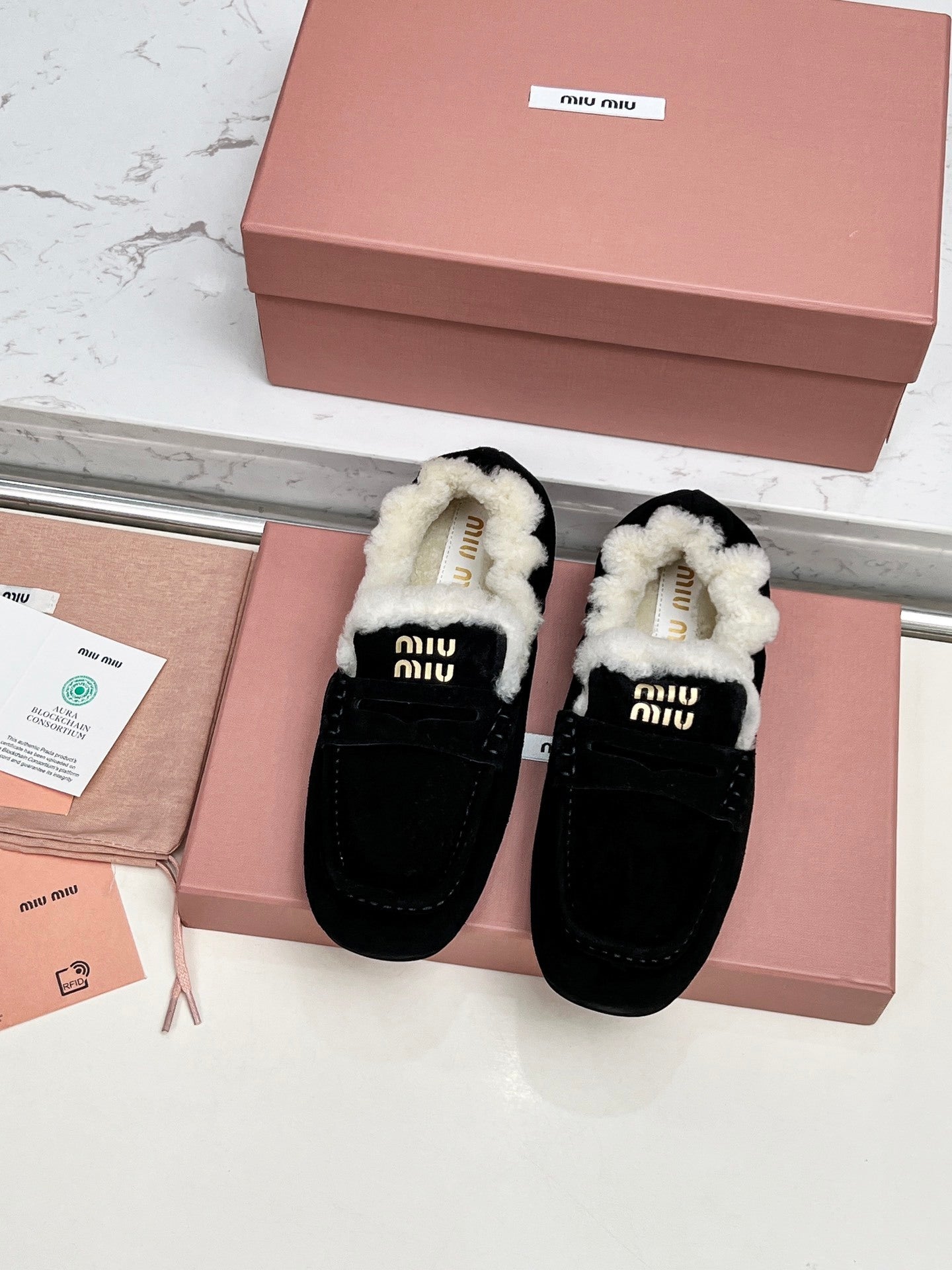 MiuMi Autumn/Winter New Slip-on Loafers