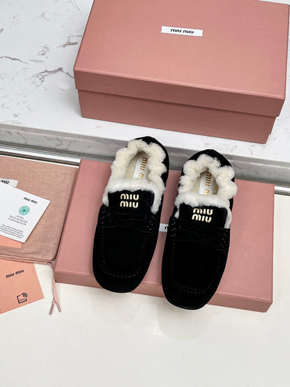 MiuMi Autumn/Winter New Slip-on Loafers