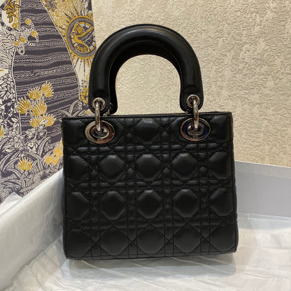 Small Lady 20 Black Lambskin Shw