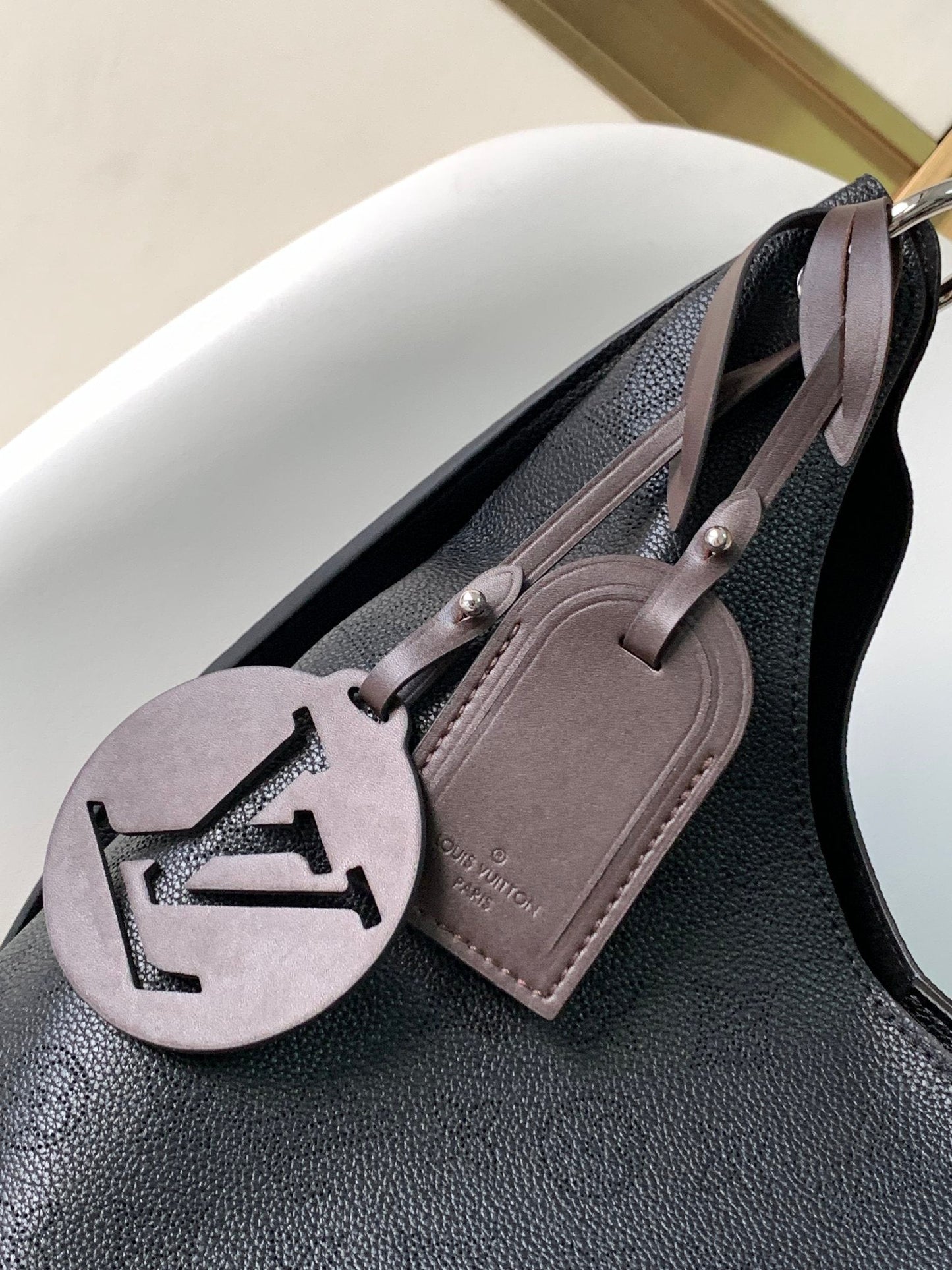 Carmel Hobo 40 Black Mahina