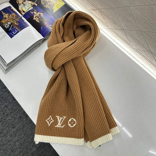 2025 YB Cashmere Scarf Logo & Four-Leaf Clover