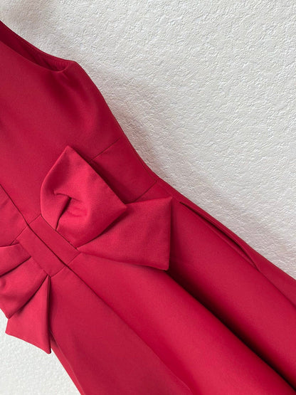 D Hepburn-Style Sleeveless Bow-Back Mini Dress