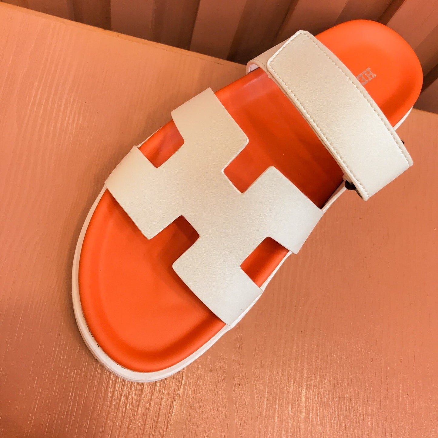 High-Quality Upper W105 H Premium Shoes