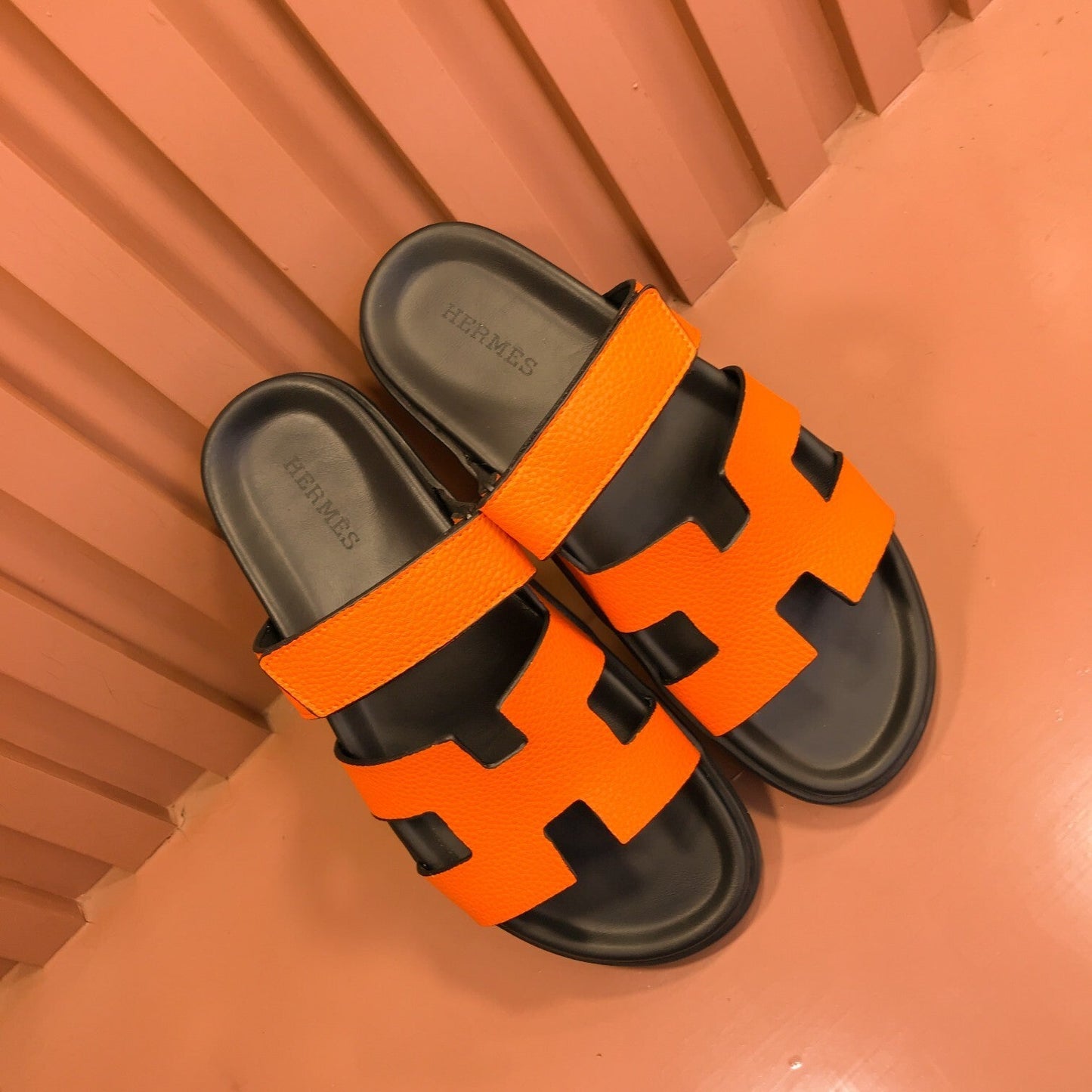 High-Quality Upper W105 H Premium Shoes