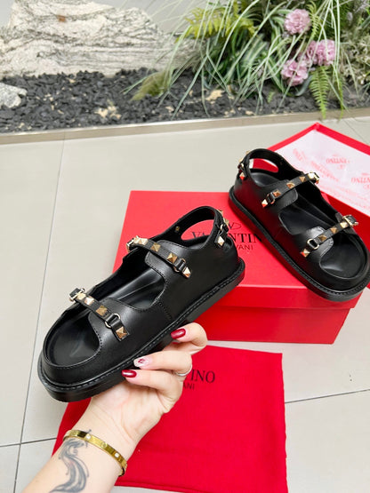 V ino Classic Leather Design Sandals