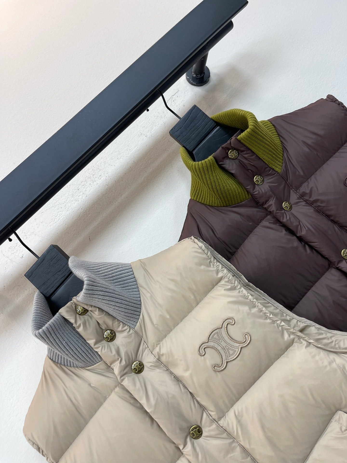 Ribbed Stand Collar Color-Blocked Cotton Vest