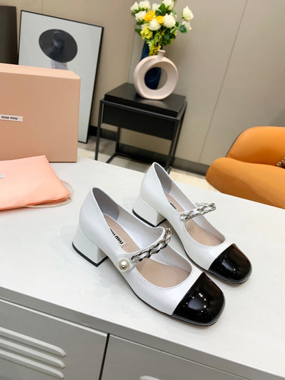 Mi iu 2021 Square Toe Chunky Heel Shoes