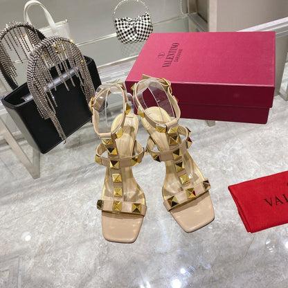 Val studded sandals