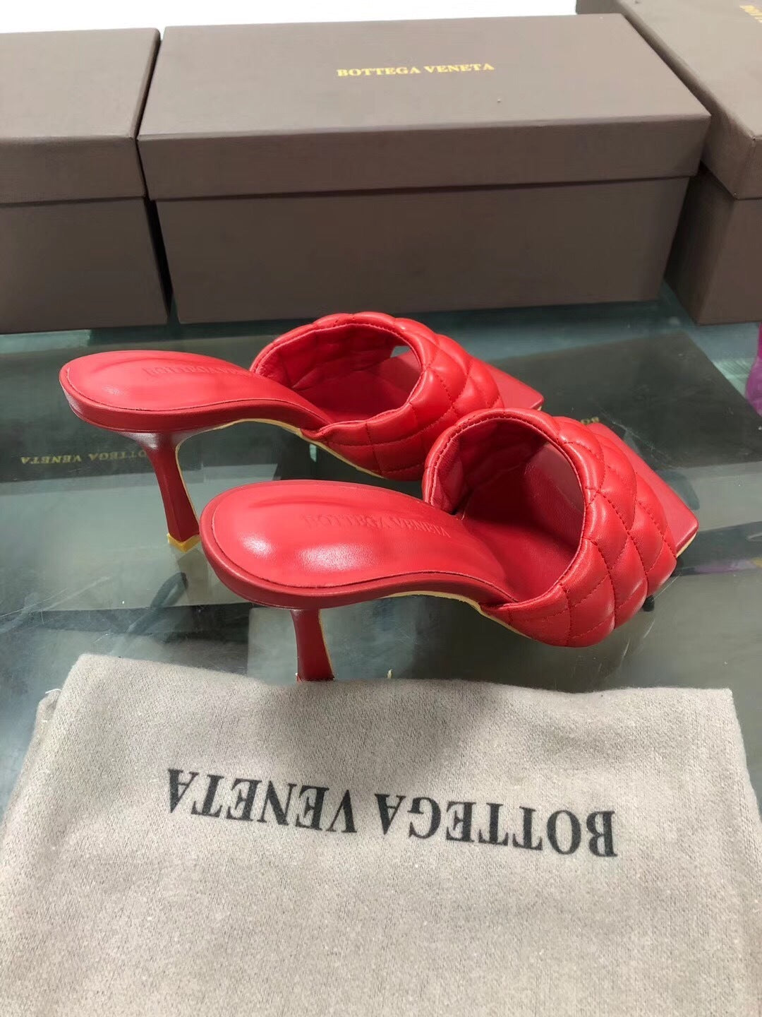 BV Women’s 2020 Spring Embroidered Sheepskin High-Heeled Slippers