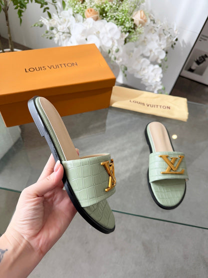 LV G82 Slippers