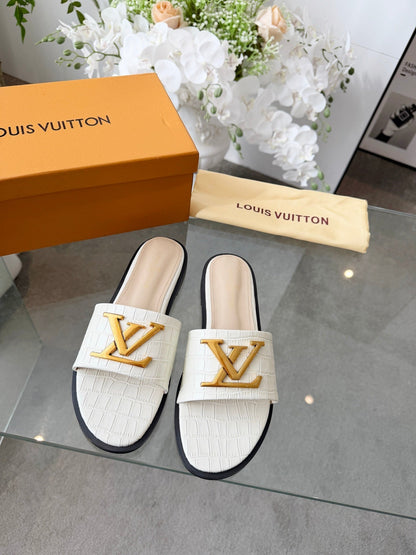 LV G82 Slippers