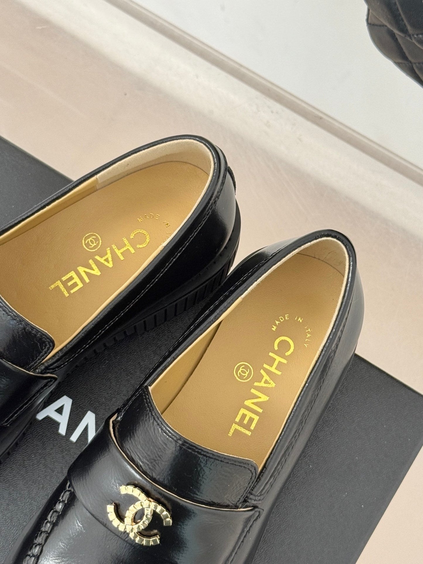 CHNL Classic Color-Blocked Double C Loafers