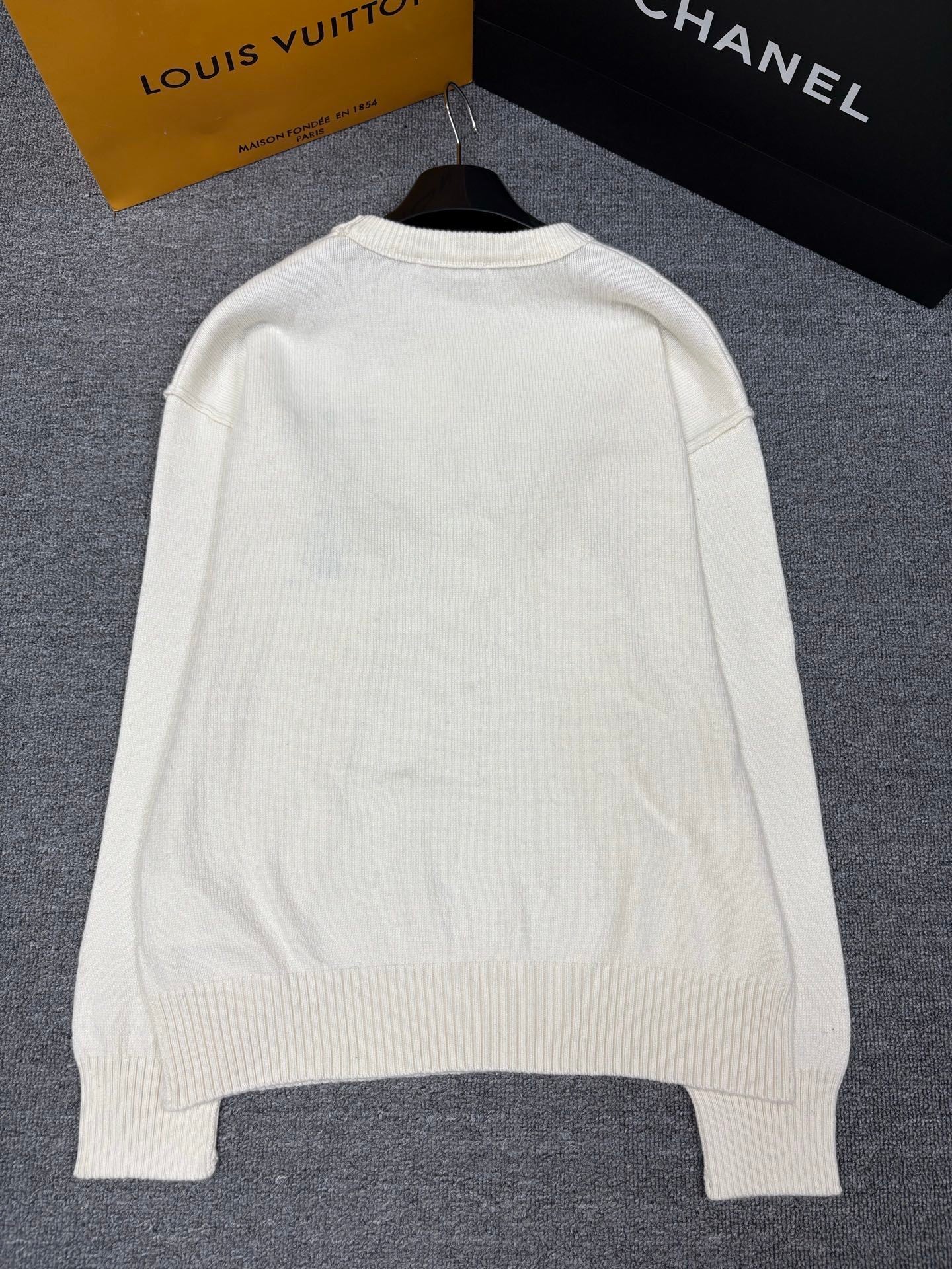 Winter Knit Crew Neck Pullover Heart & Letter A Jacquard