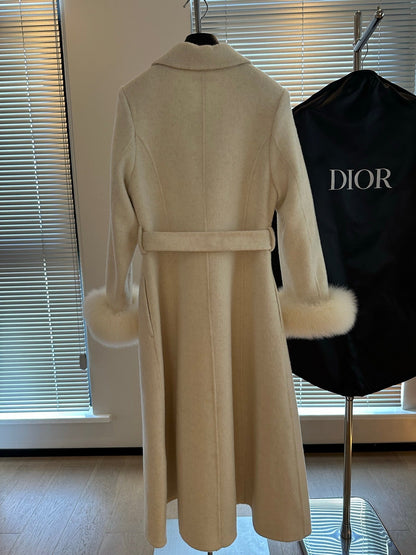 DIO Elegant Cashmere Wool Coat with Fox Fur Trim