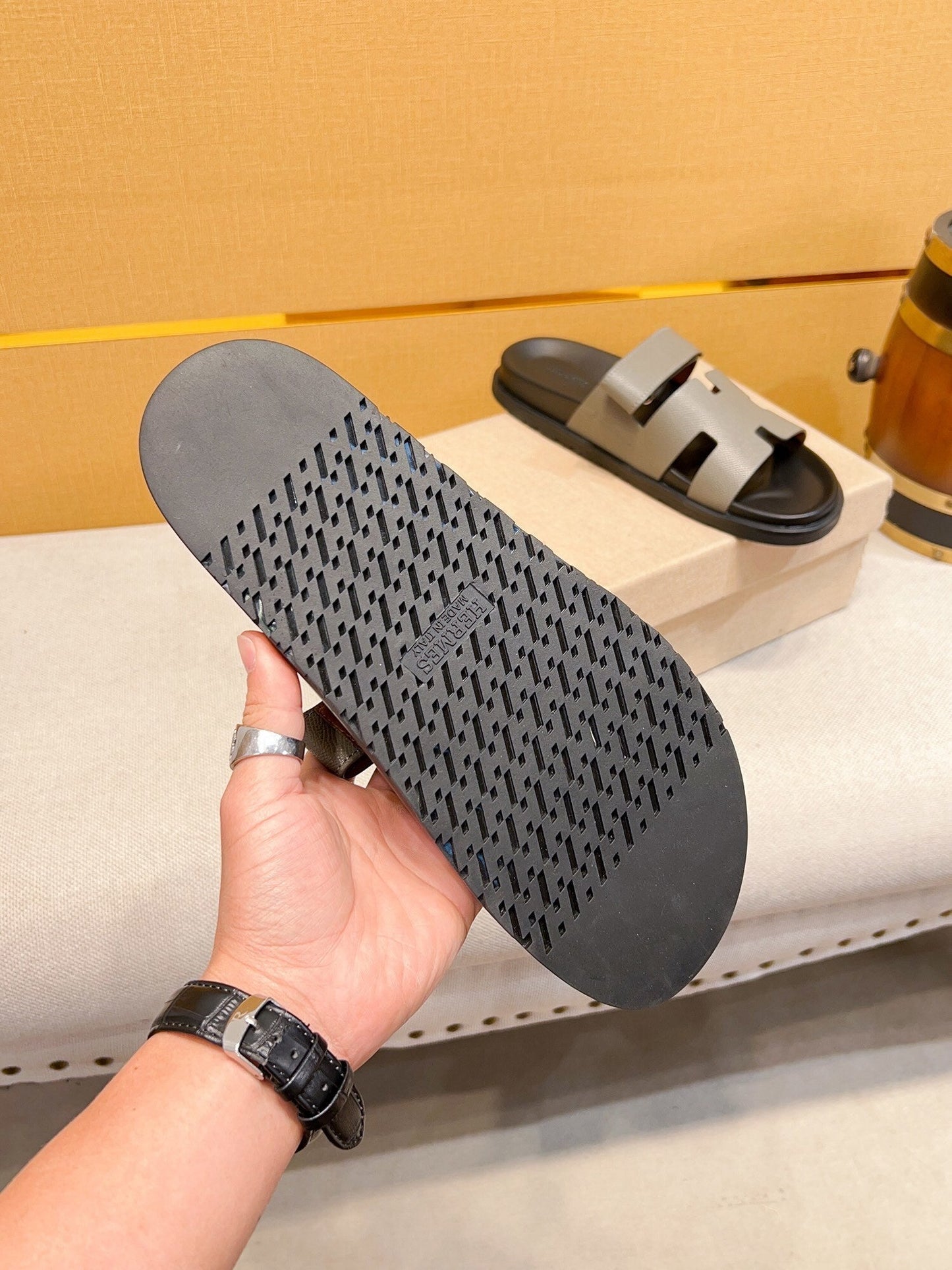 hm Oran Calfskin H-Style Mules