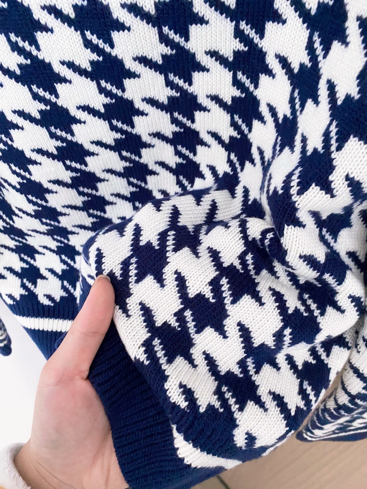 D 2025 Houndstooth Long-Sleeve Shirt