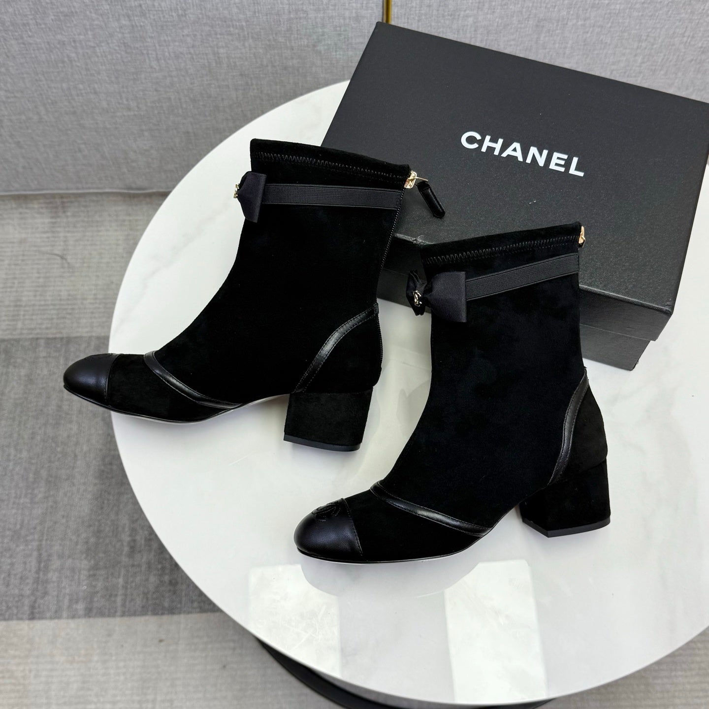 CHEL 2025 Sheepskin Crystal-Lined Boots