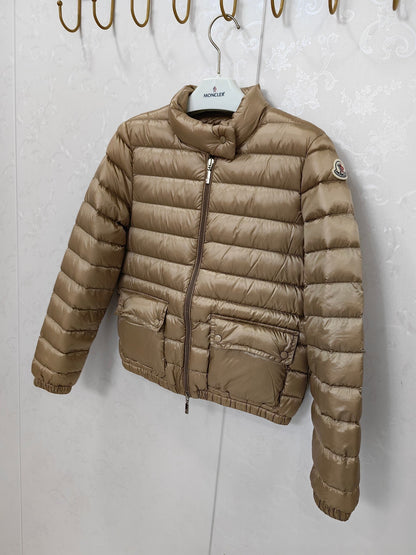Early Autumn Champagne Down Jacket Best Style