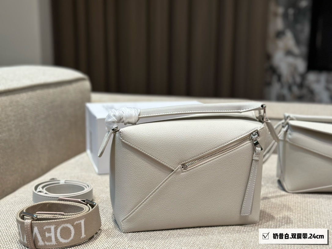 Loe Medium 24 Puzzle Bag In White Grained Calfskin
