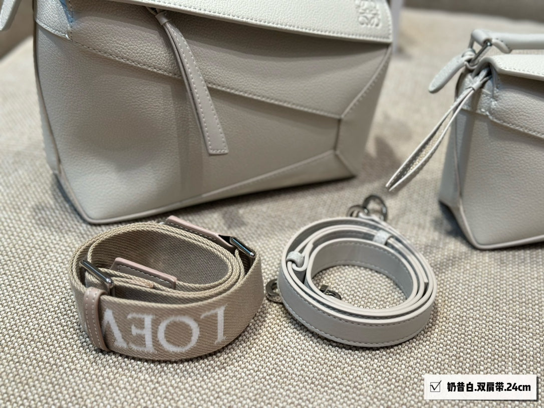 Loe Medium 24 Puzzle Bag In White Grained Calfskin