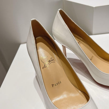 Medium Classic Flap Bag 23cm Black Caviar Gold Hardware