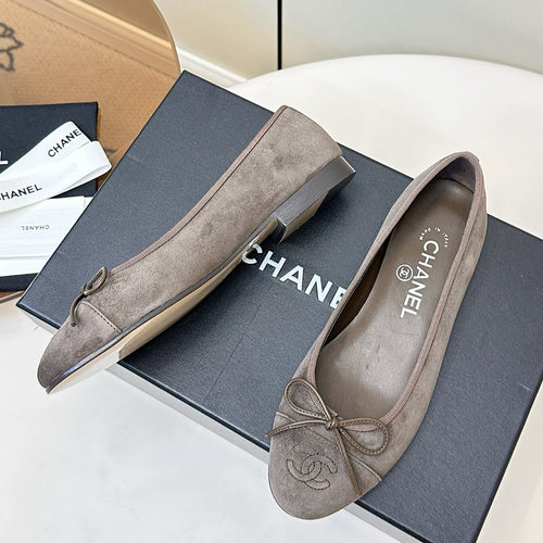 ch 25 Ballet Flat Grey-taupe Suede 469253