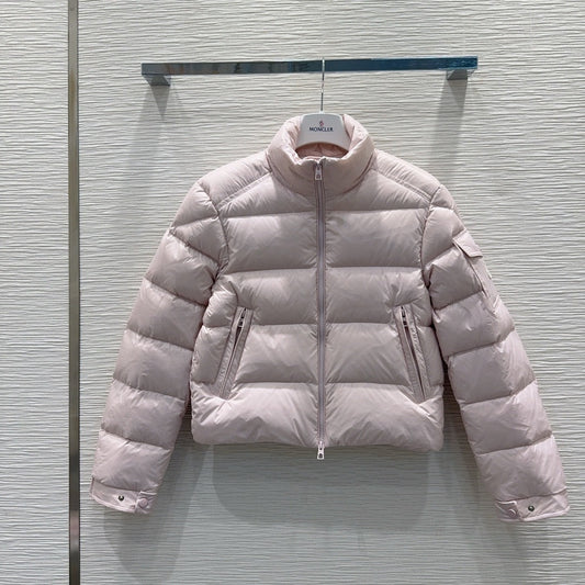 New Down Jacket Casual & Stylish with Classic Logo