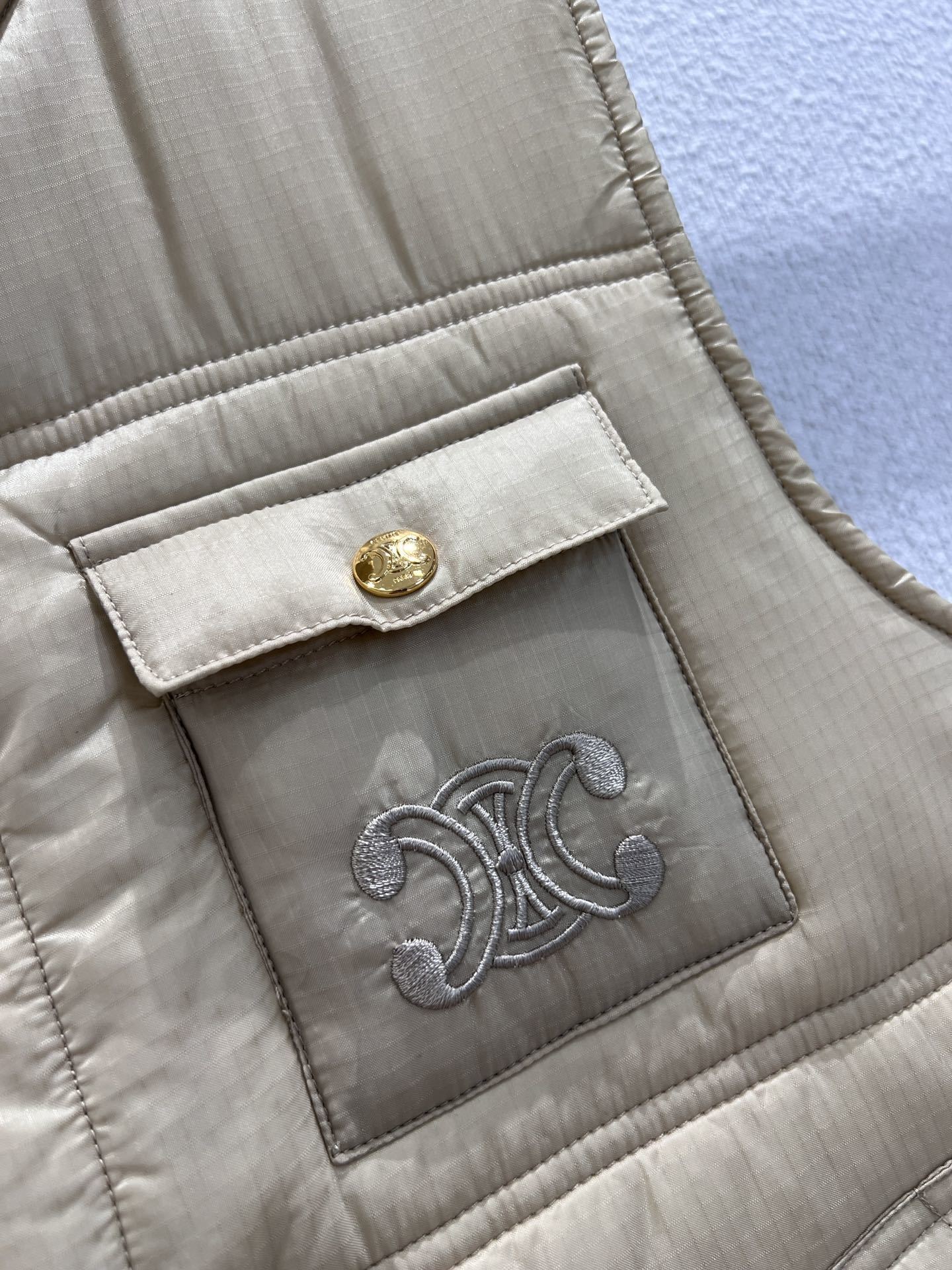 Triumphal Arch Embroidered Cotton Vest Stand Collar