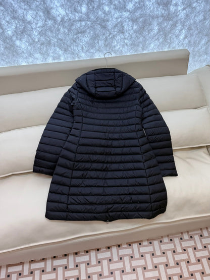 High-Volume 90% White Goose Down Long Jacket