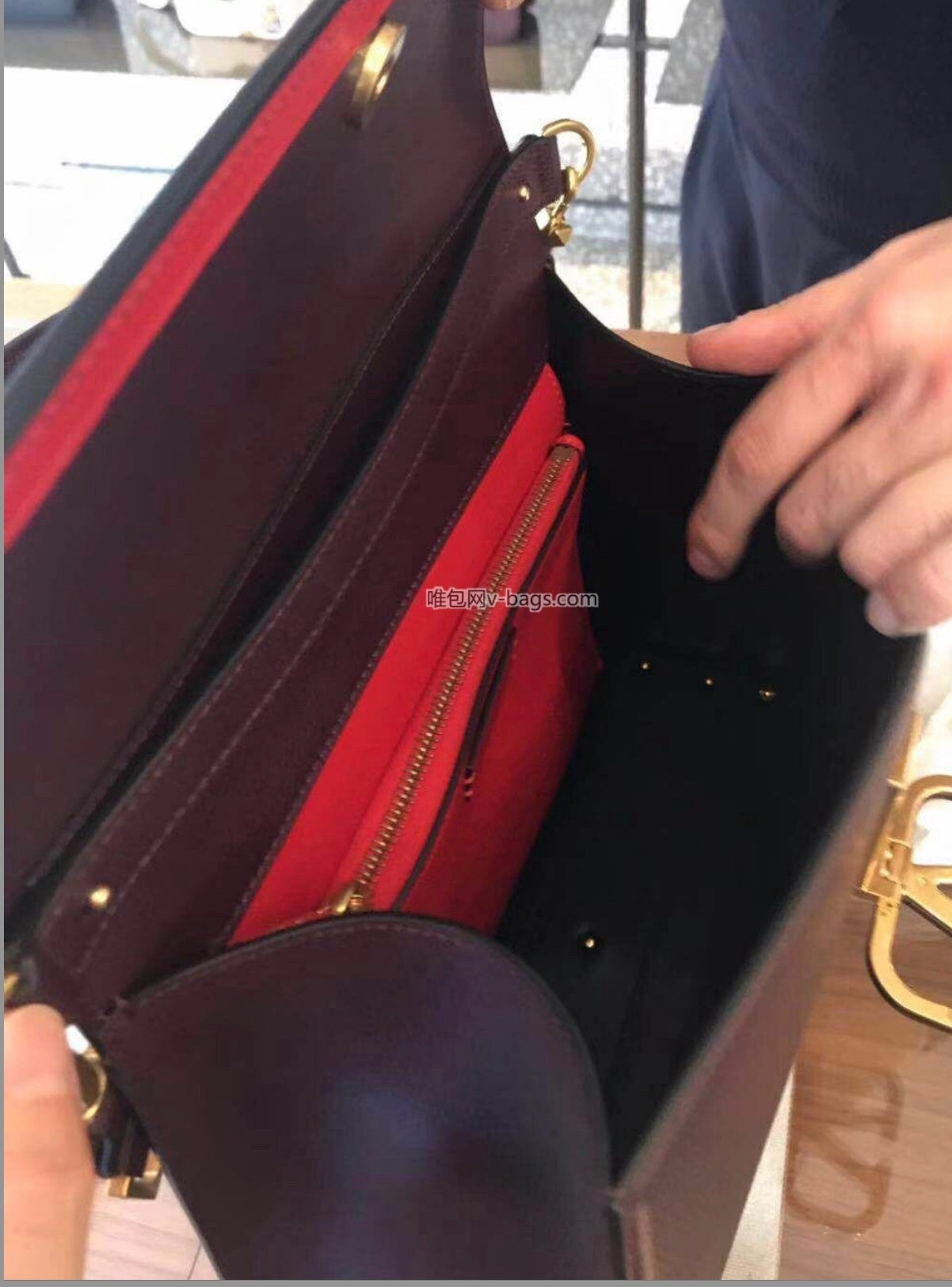 Val Small VSLING Grainy Calfskin Handbag