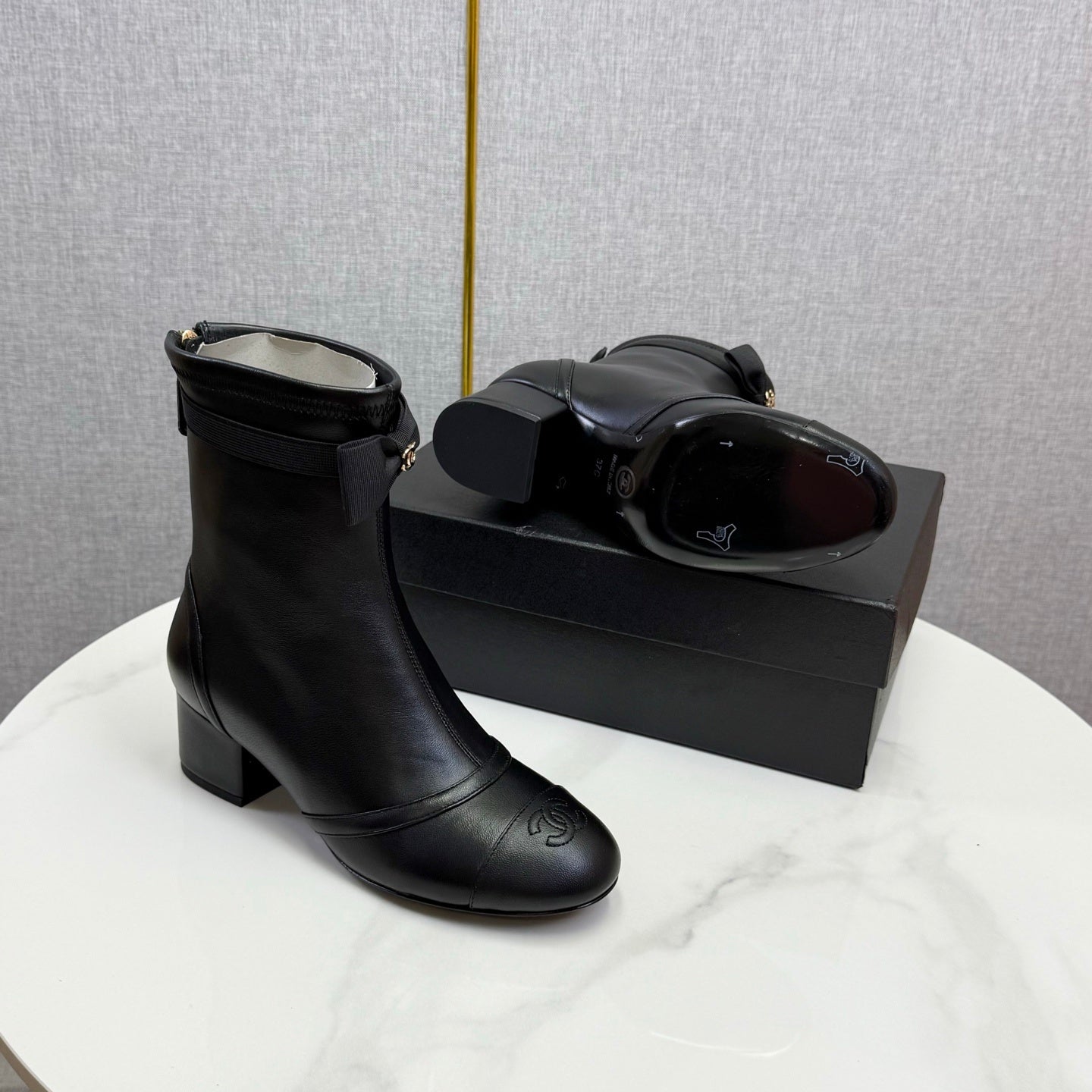 CHEL 2025 Sheepskin Crystal-Lined Boots