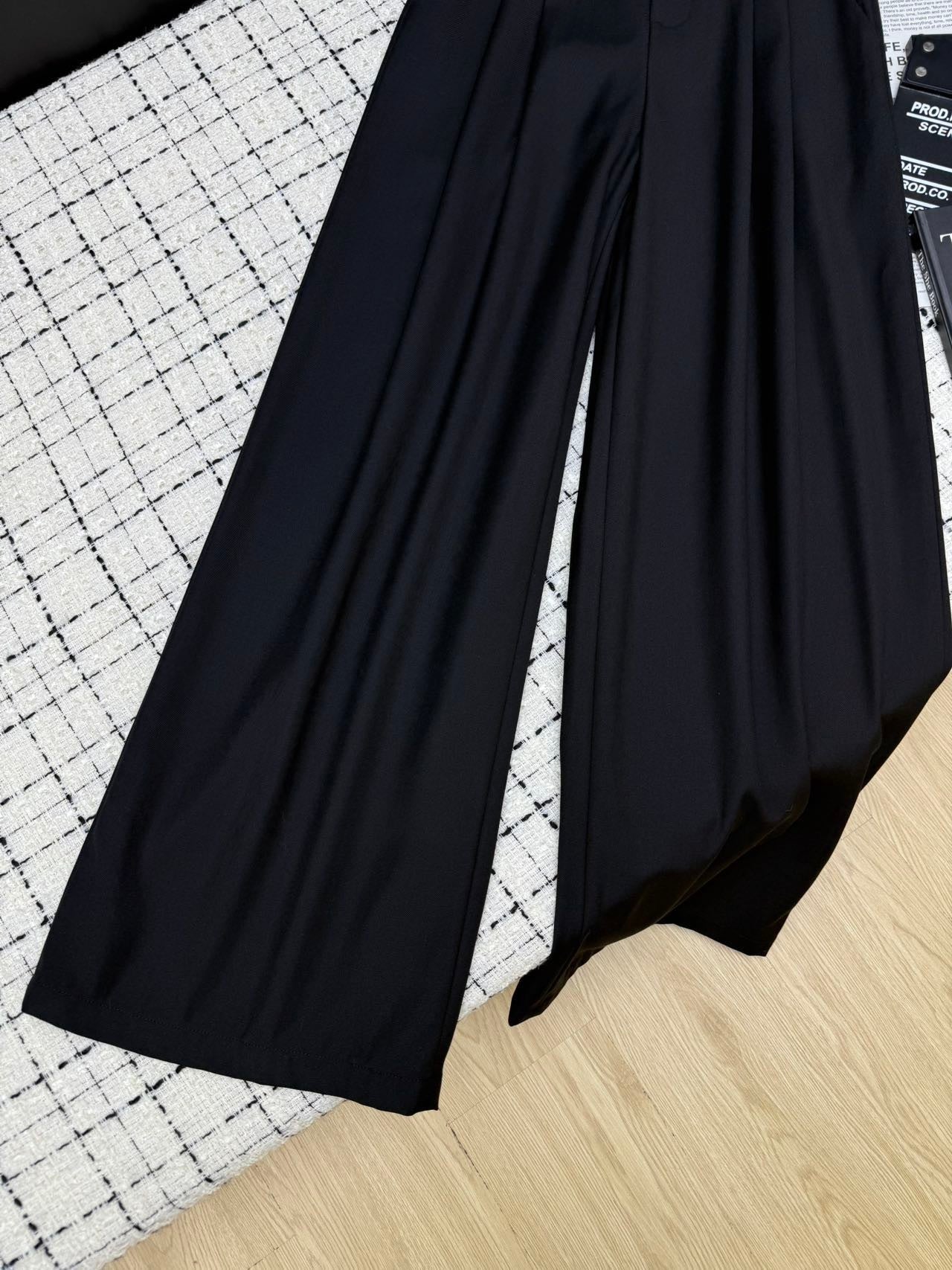 Classic Pleated Wool-Blend Casual Trousers