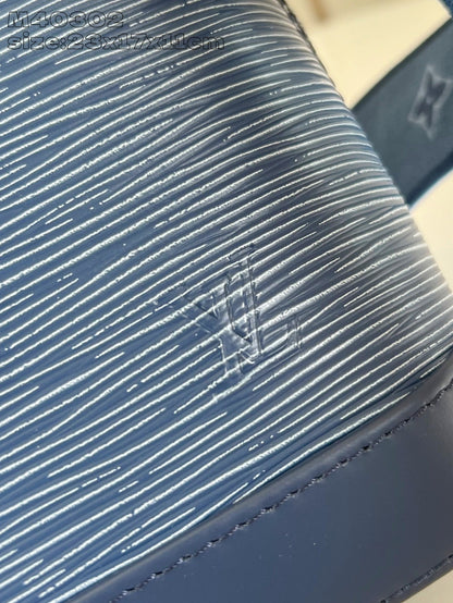 lvn Alma BB Epi Leather Bag