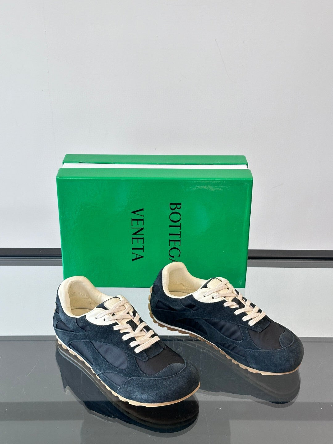 Orbit Couple Casual Sneakers – Millennial Retro Style