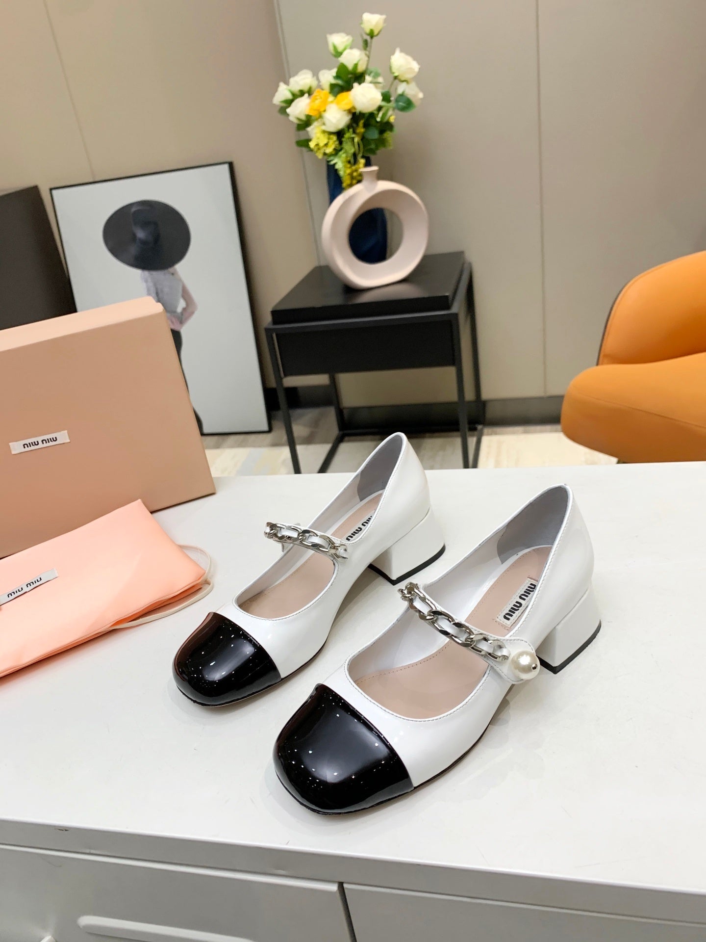 Mi iu 2021 Square Toe Chunky Heel Shoes