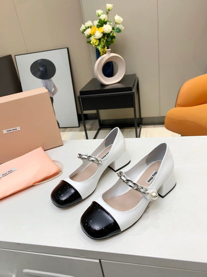 Mi iu 2021 Square Toe Chunky Heel Shoes