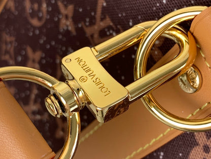 lv Keepall Bandoulière Luxury Travel Bag