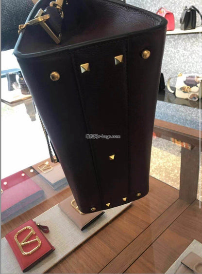 Val Small VSLING Grainy Calfskin Handbag