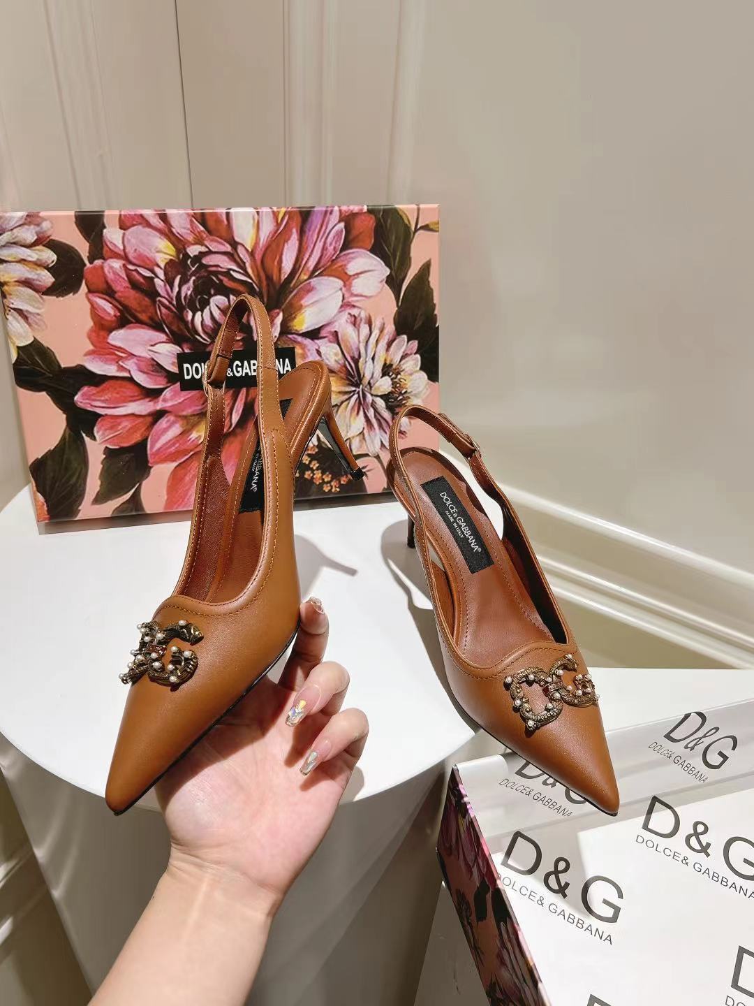 Elegant Women’s Heels