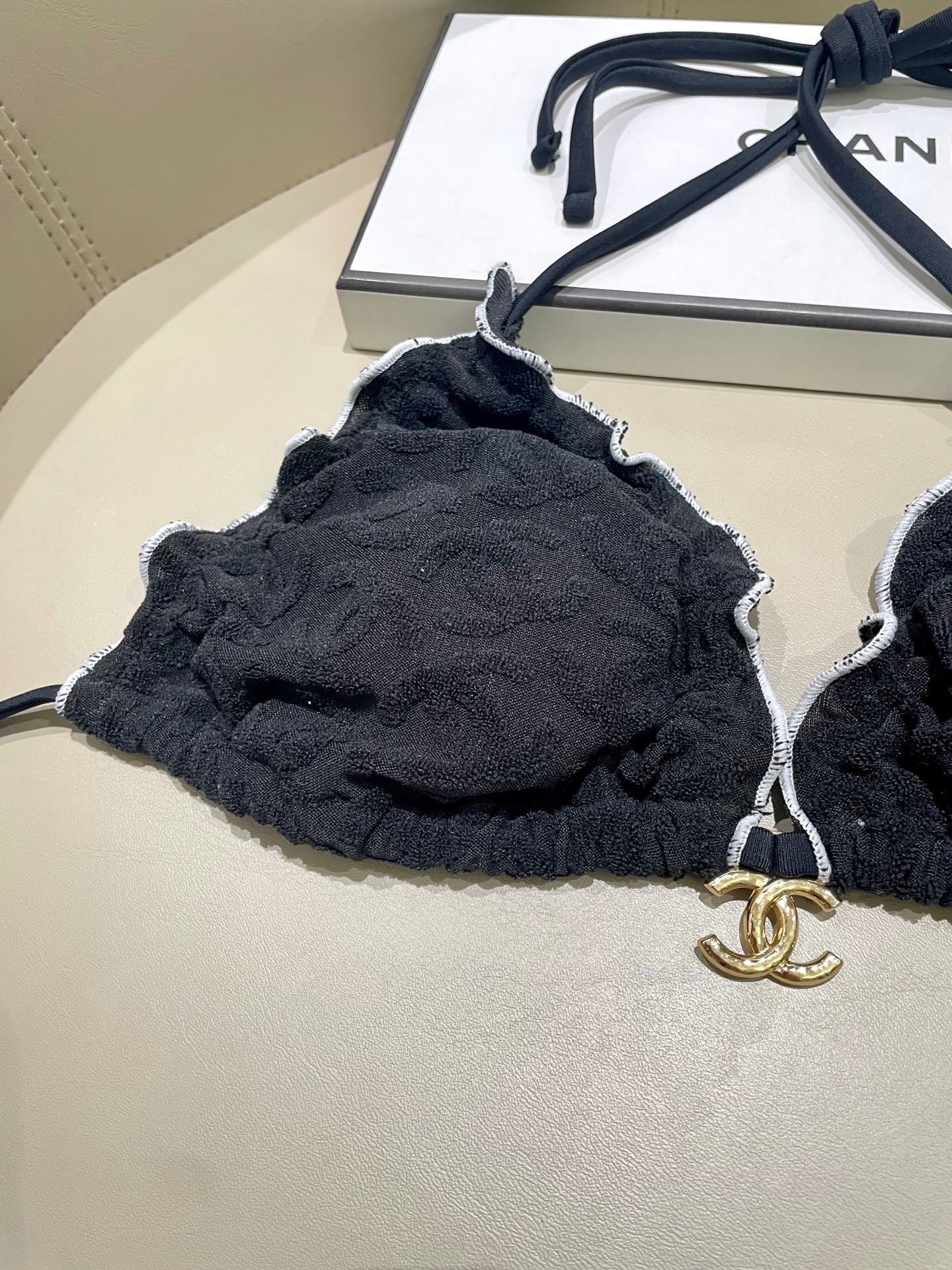 Flattering One-Piece Bikini Subtle Pattern Slimming